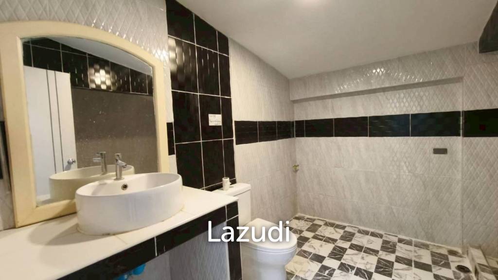 Spacious 5-Bedroom House For Rent Wantana Village