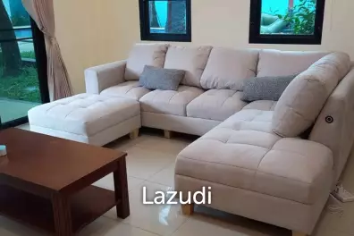 4-Bedroom Pool Villa for Sale in Cherng Talay Near Laguna