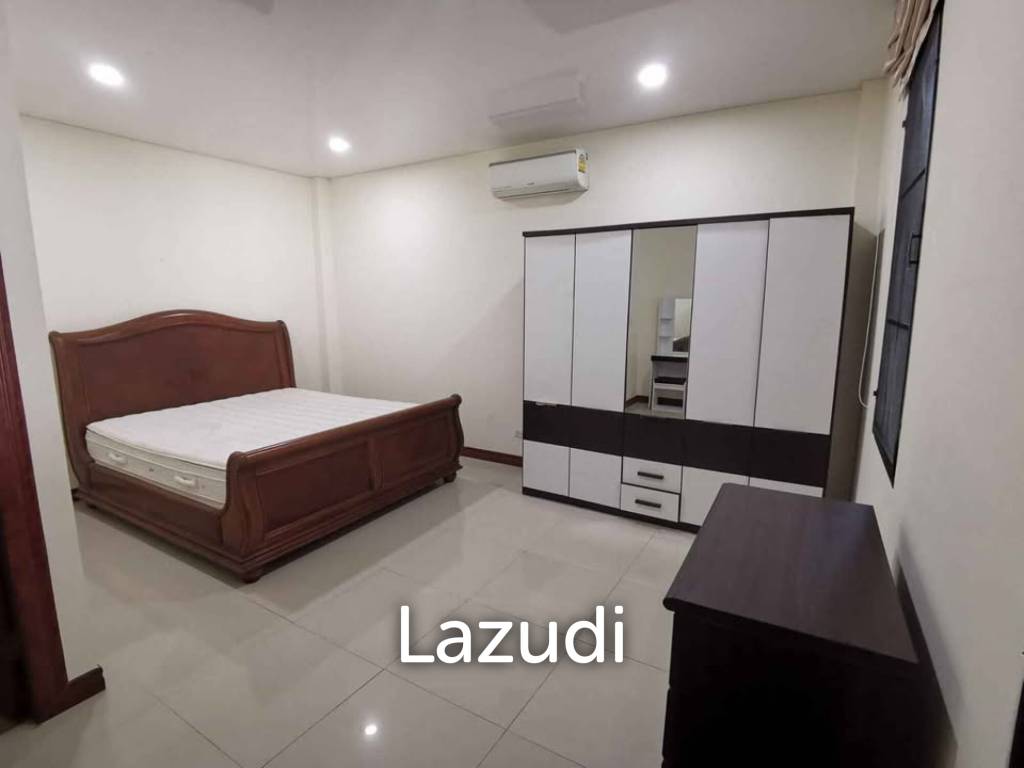 4-Bedroom Pool Villa for Sale in Cherng Talay Near Laguna