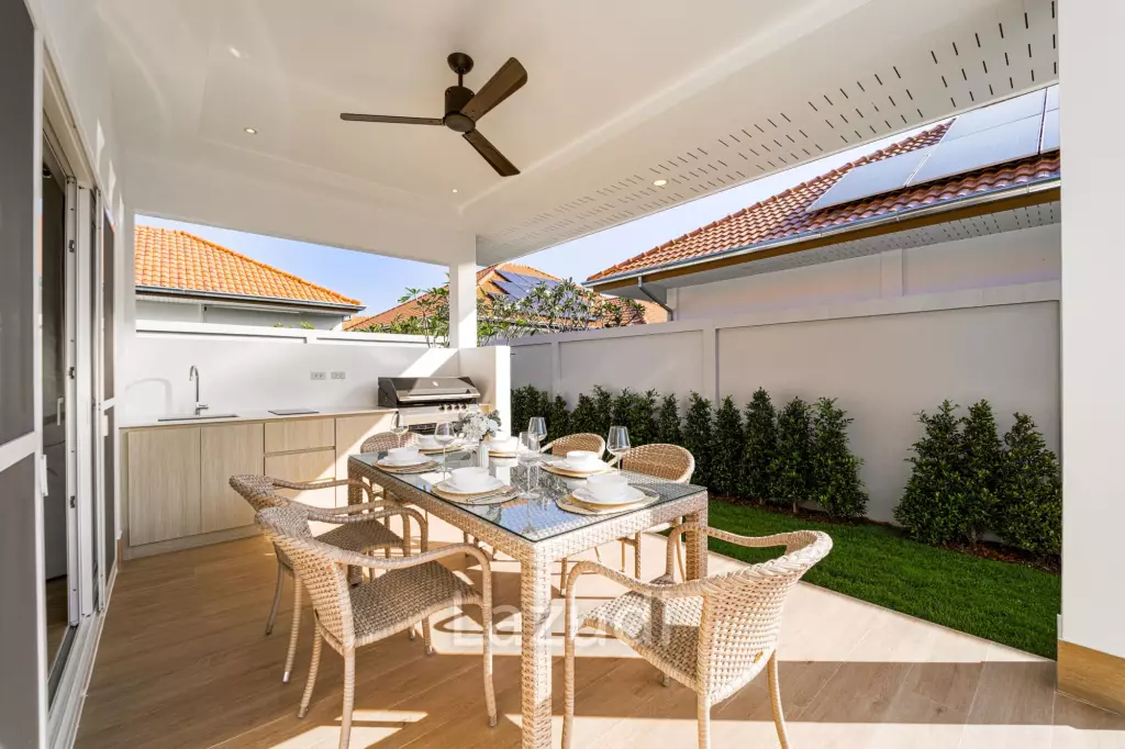 New Modern 3 Bedroom Pool Villa! (MB3)