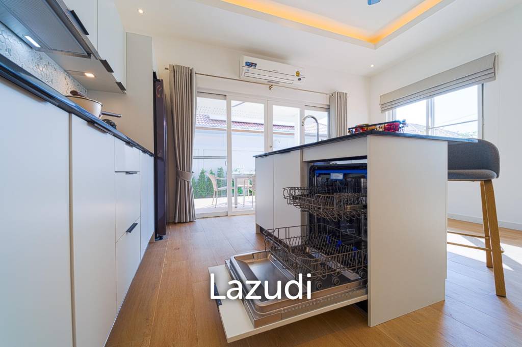 New Modern 3 Bedroom Pool Villa! (MB3)