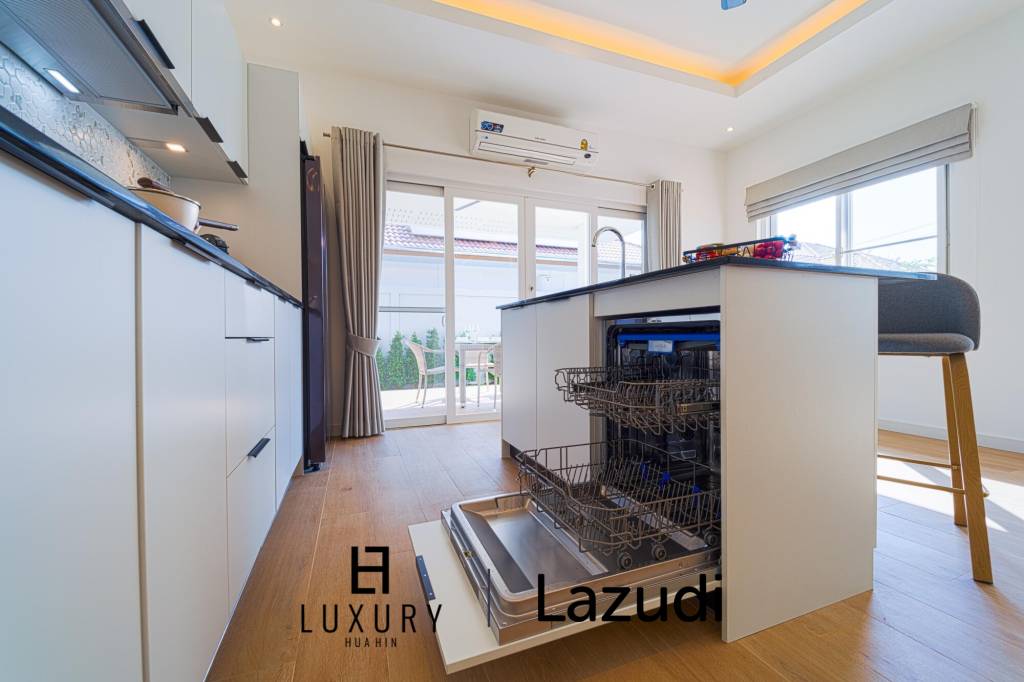 New Modern 3 Bedroom Pool Villa! (MB3)