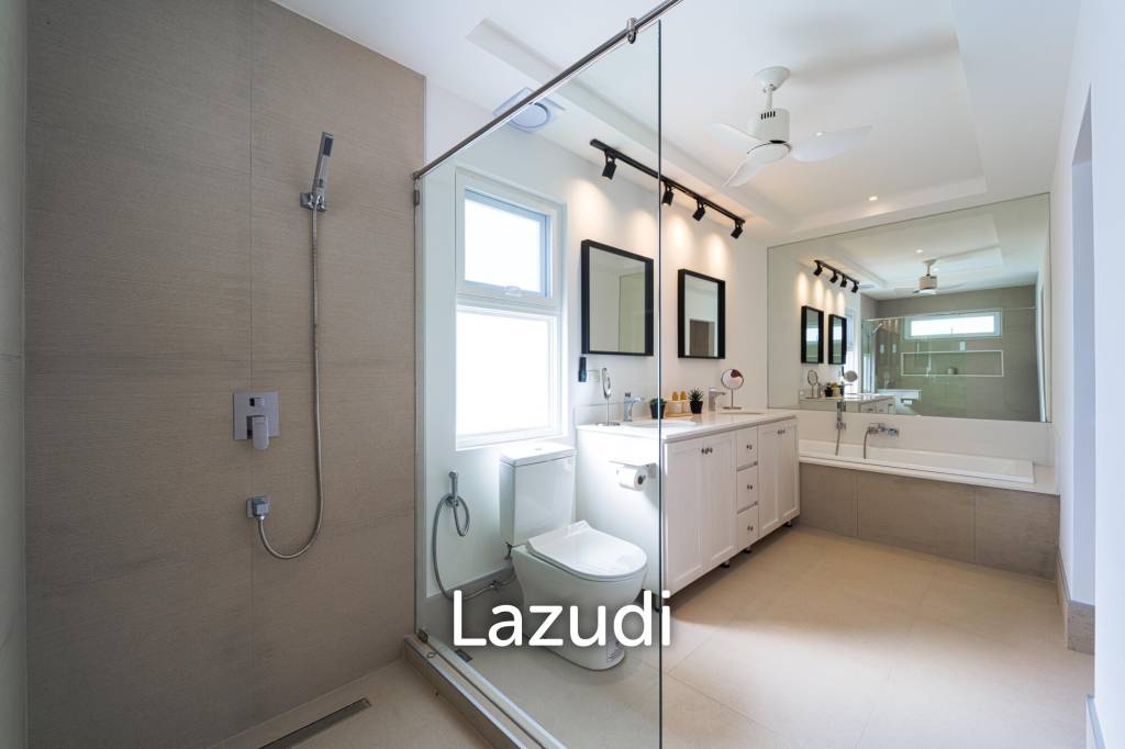 New Modern 3 Bedroom Pool Villa! (MB3)