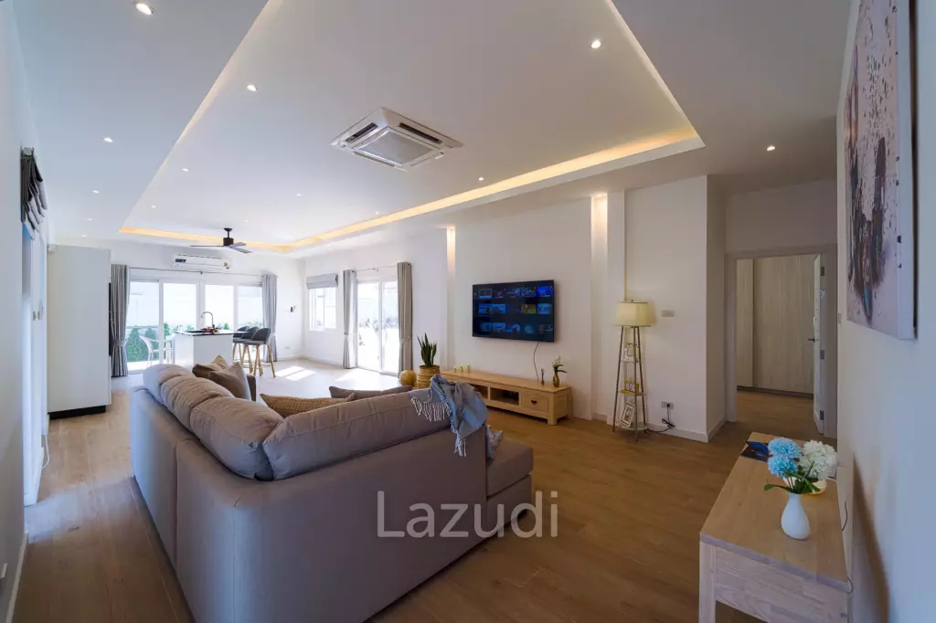 New Modern 3 Bedroom Pool Villa! (MB3)