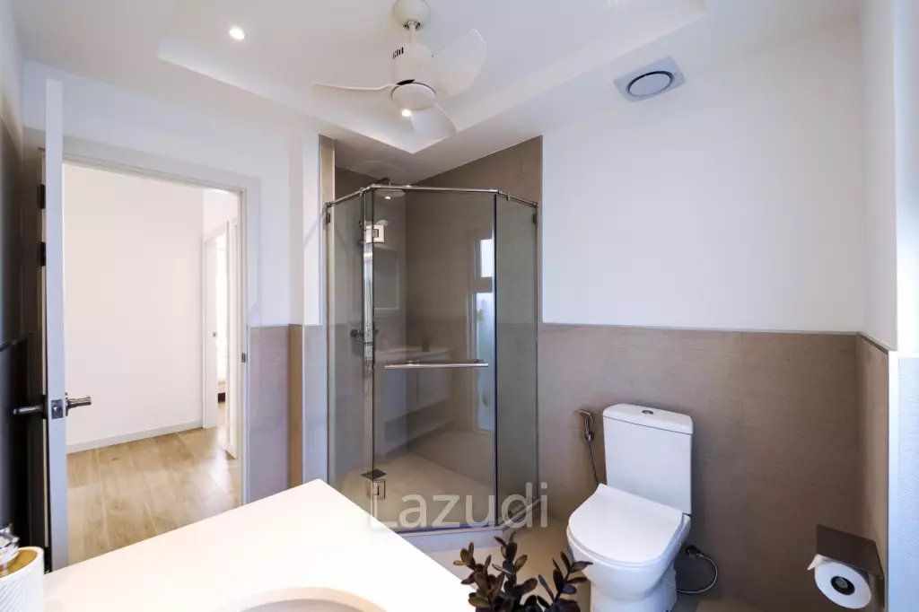 New Modern 3 Bedroom Pool Villa! (MB3)