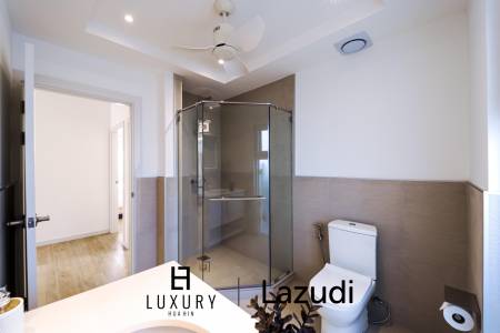 New Modern 3 Bedroom Pool Villa! (MB3)