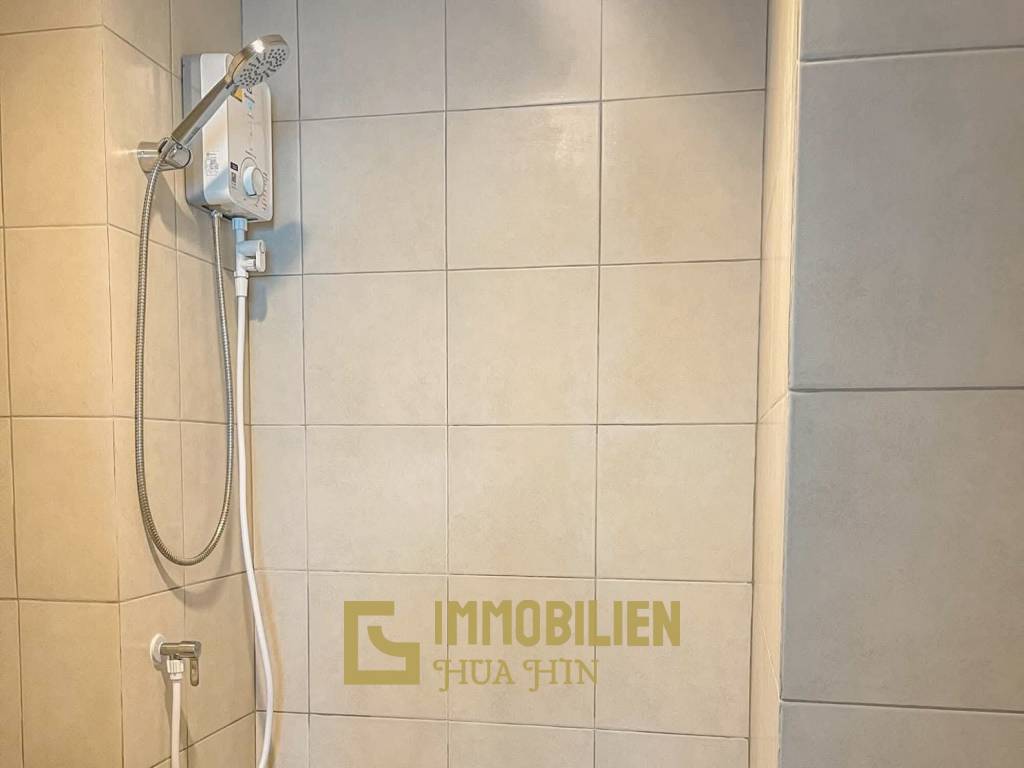 Studio Eigentumswohnung / privater Balkon / Klimaanlage