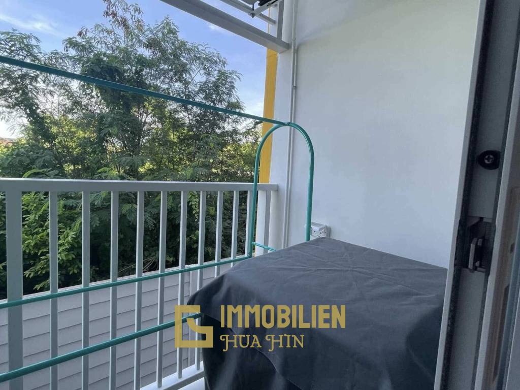 Studio Eigentumswohnung / privater Balkon / Klimaanlage