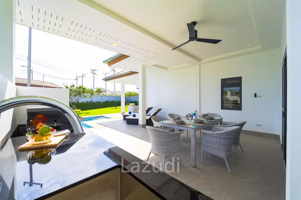 New Modern 3 Bedroom Villa! (MB35)