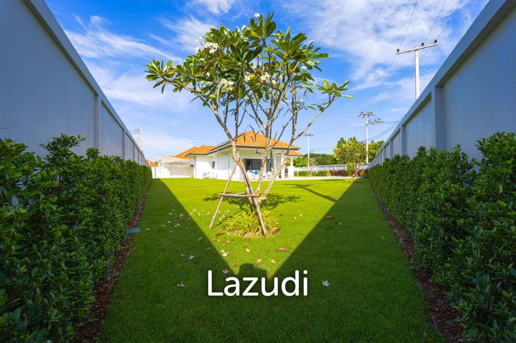 New Modern 3 Bedroom Villa! (MB35)