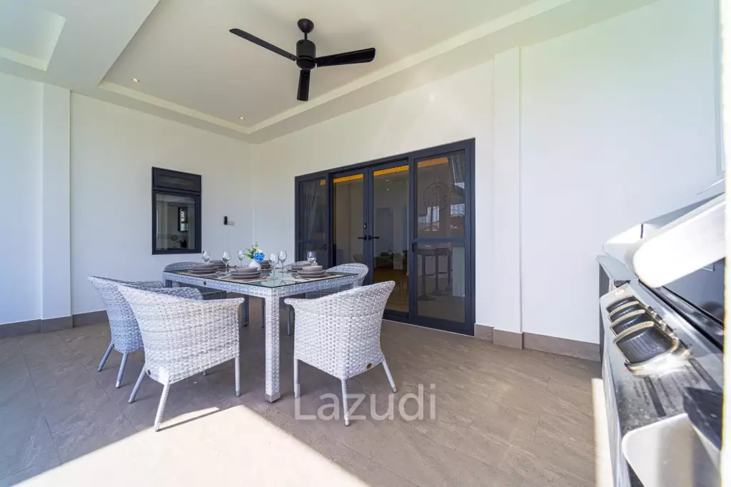 New Modern 3 Bedroom Villa! (MB35)