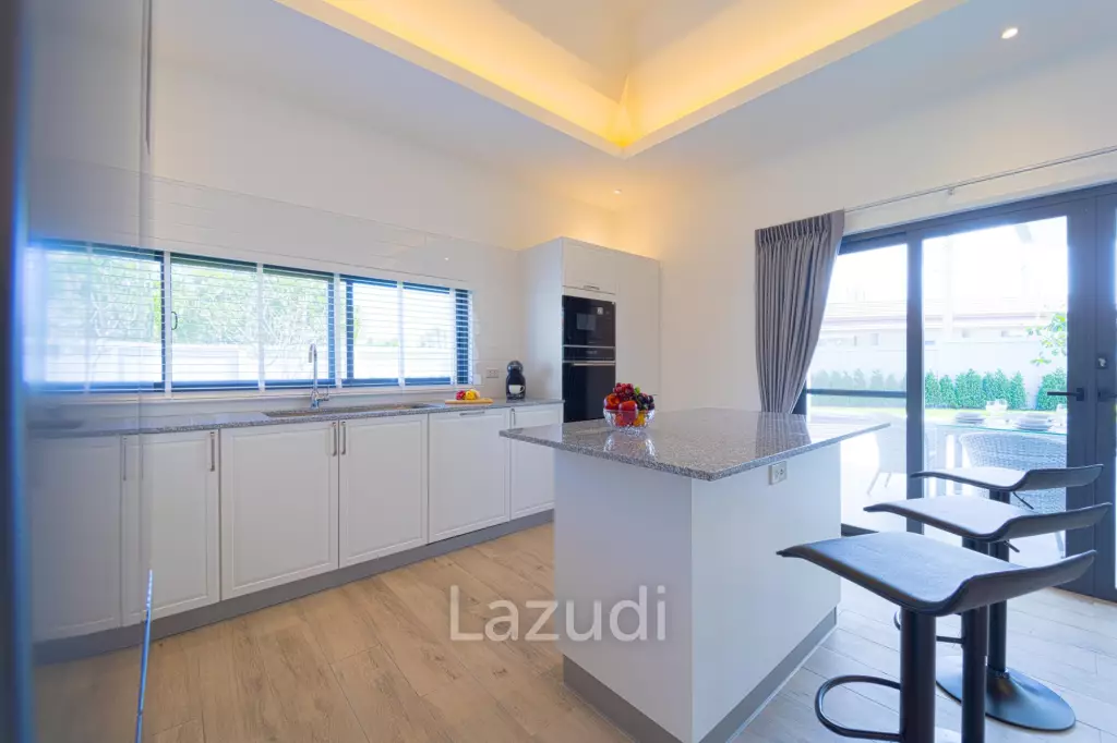 New Modern 3 Bedroom Villa! (MB35)