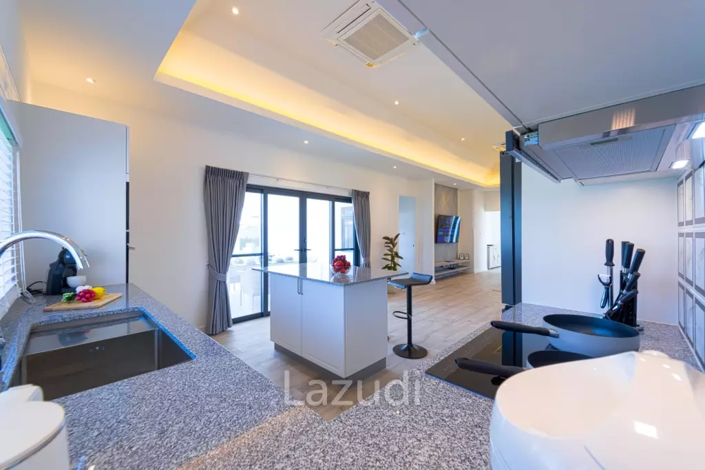 New Modern 3 Bedroom Villa! (MB35)