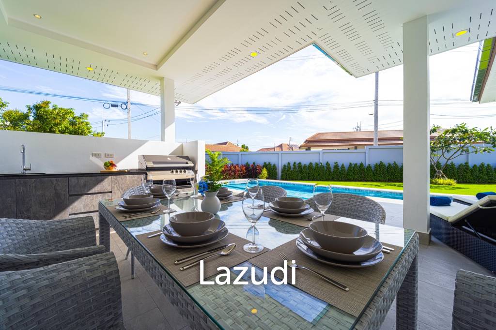 New Modern 3 Bedroom Villa! (MB35)