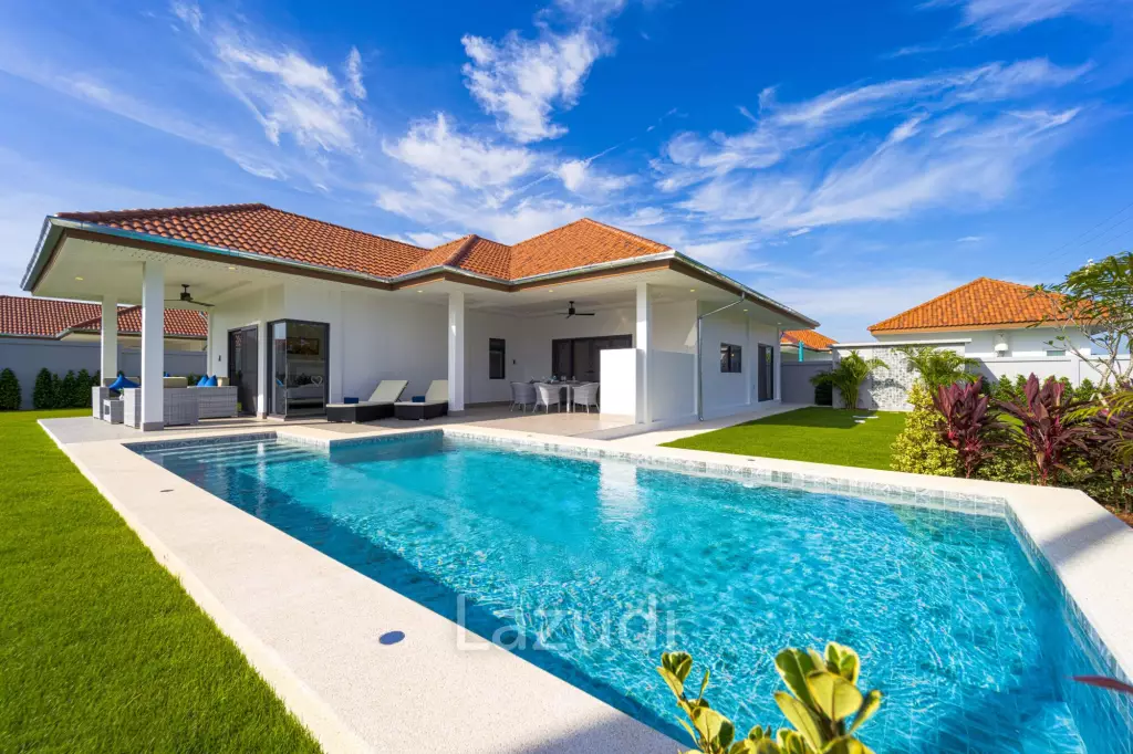 New Modern 3 Bedroom Villa! (MB35)