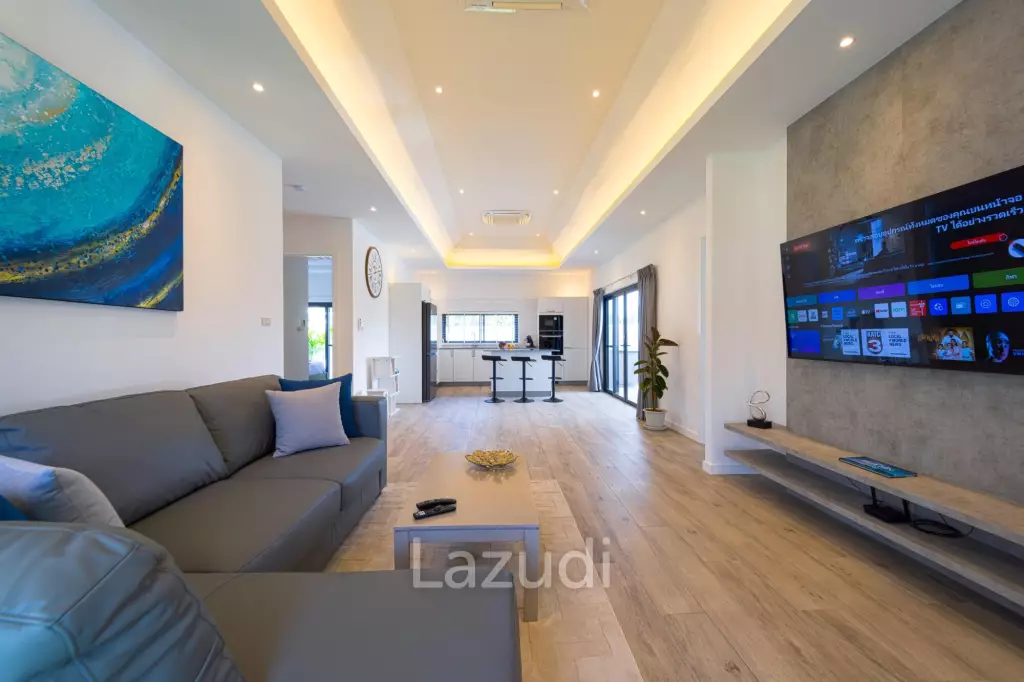 New Modern 3 Bedroom Villa! (MB35)