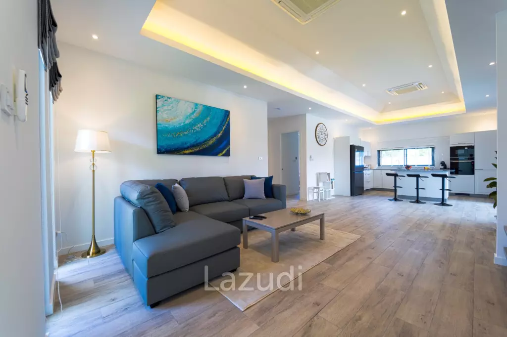 New Modern 3 Bedroom Villa! (MB35)