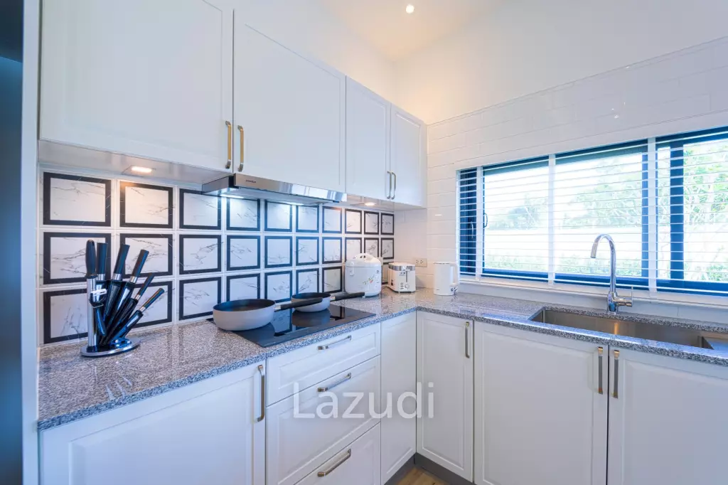 New Modern 3 Bedroom Villa! (MB35)