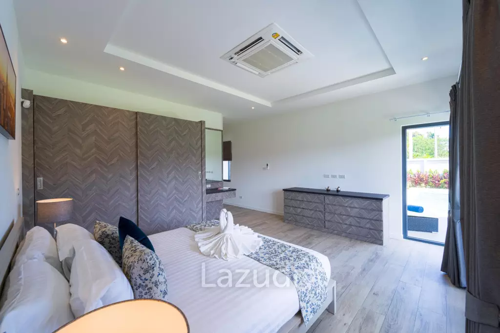 New Modern 3 Bedroom Villa! (MB35)
