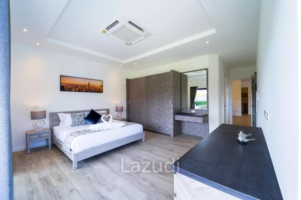 New Modern 3 Bedroom Villa! (MB35)