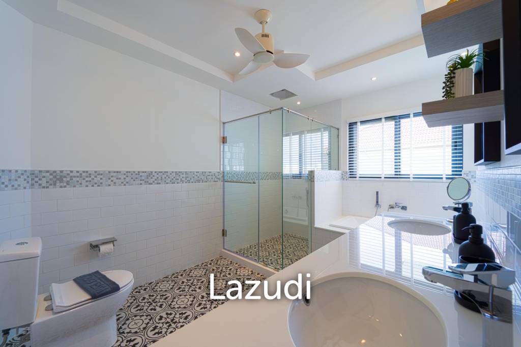 New Modern 3 Bedroom Villa! (MB35)