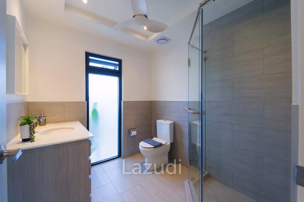 New Modern 3 Bedroom Villa! (MB35)