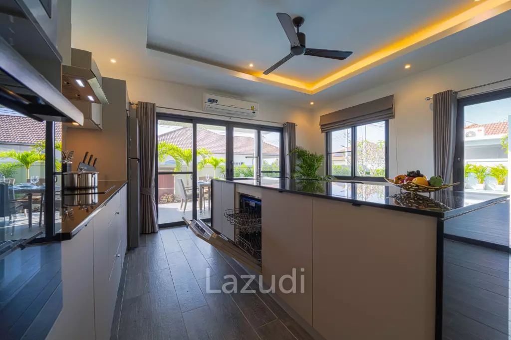 Modern 3 Bedroom Private Pool Villa (ML7)