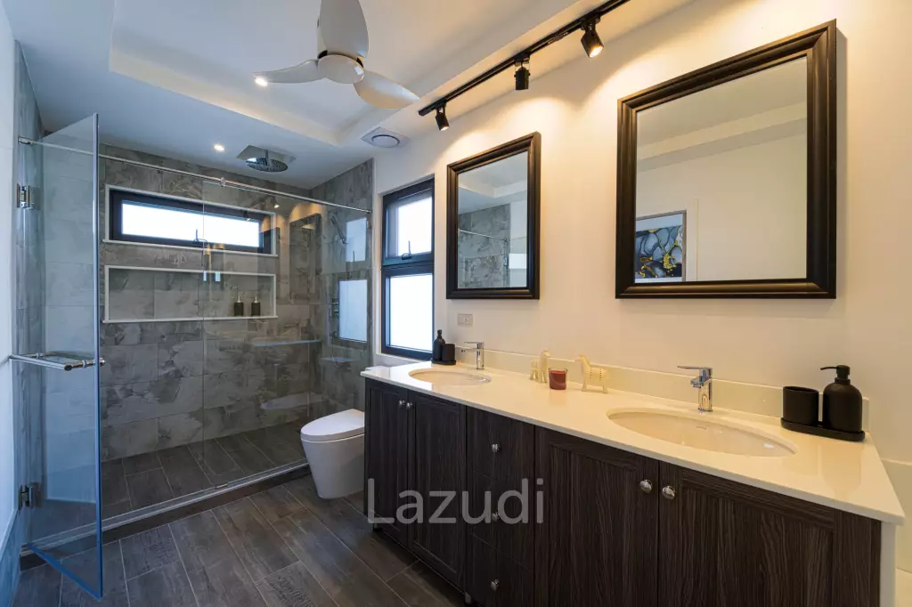 Modern 3 Bedroom Private Pool Villa (ML7)