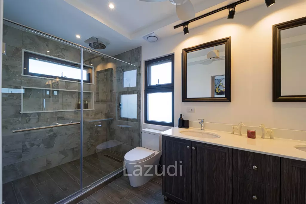 Modern 3 Bedroom Private Pool Villa (ML7)