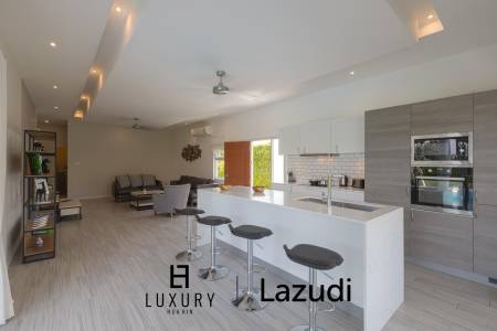 500 平方米 3 床 2 洗澡 别墅 对于 租