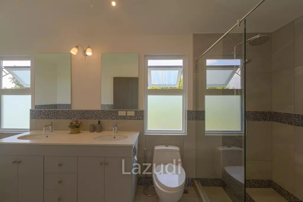Modern 3 Bedroom Private Pool Villa (MP-67)