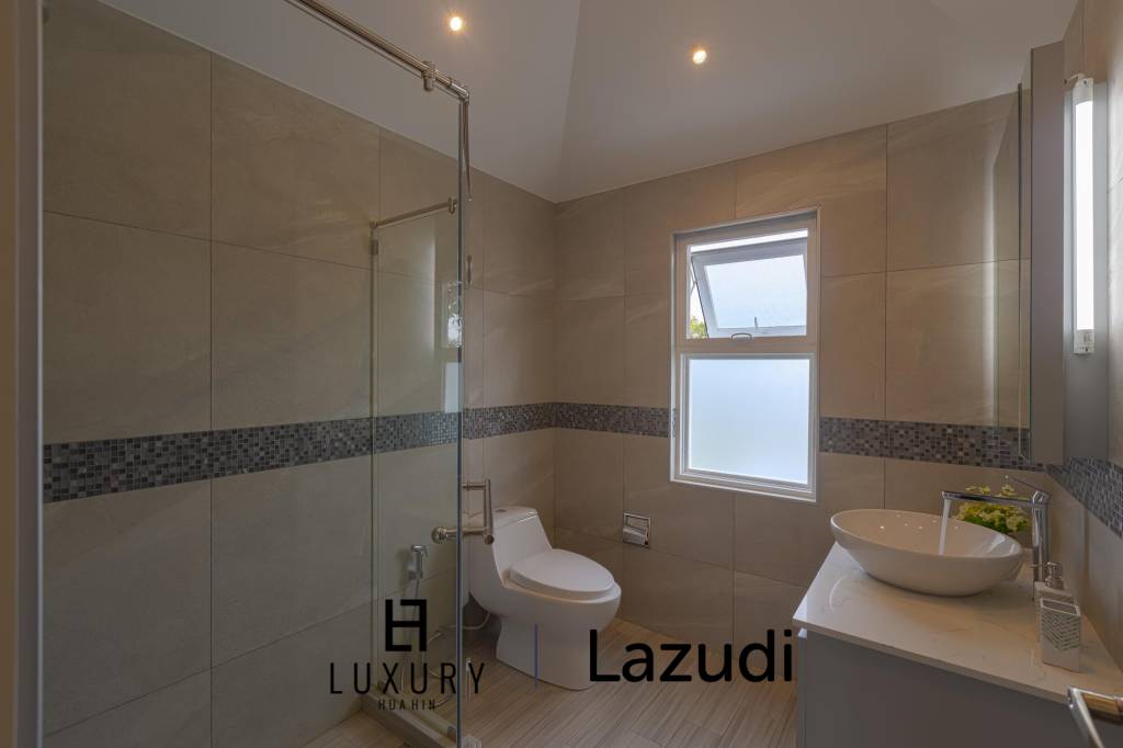 500 平方米 3 床 2 洗澡 别墅 对于 租