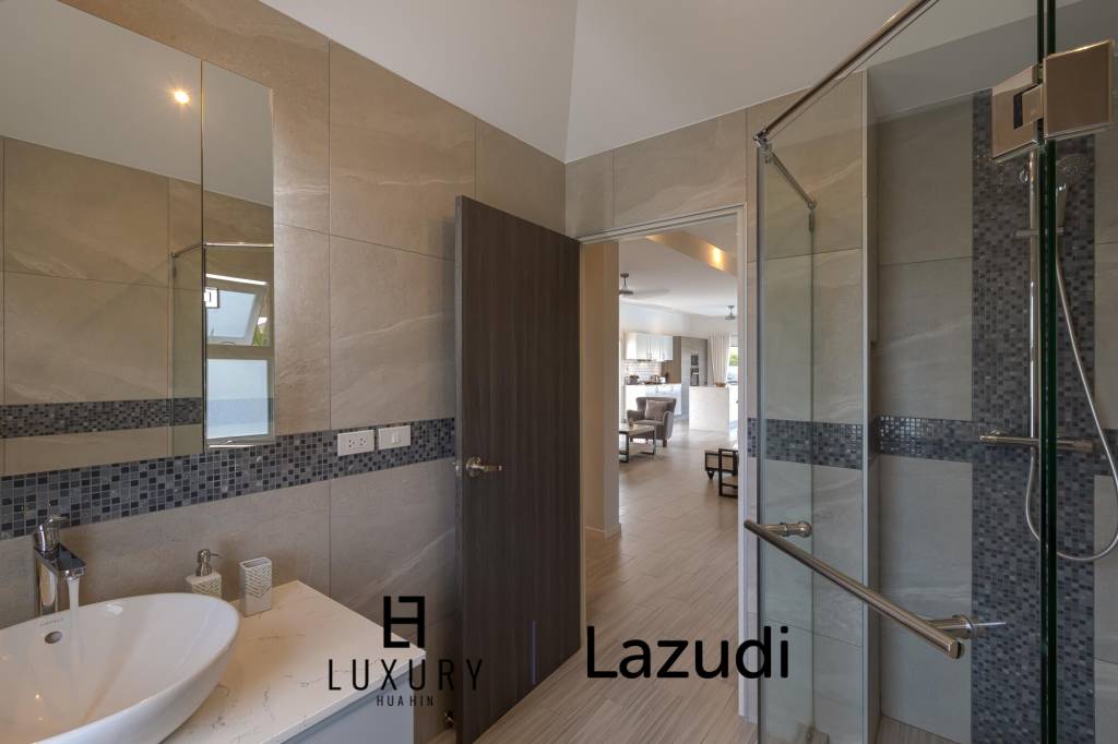 500 平方米 3 床 2 洗澡 别墅 对于 租