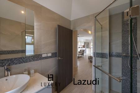 500 平方米 3 床 2 洗澡 别墅 对于 租