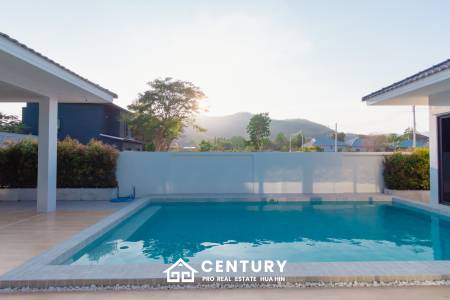 444 Kvm 3 Seng 4 Bad Villa for Salg