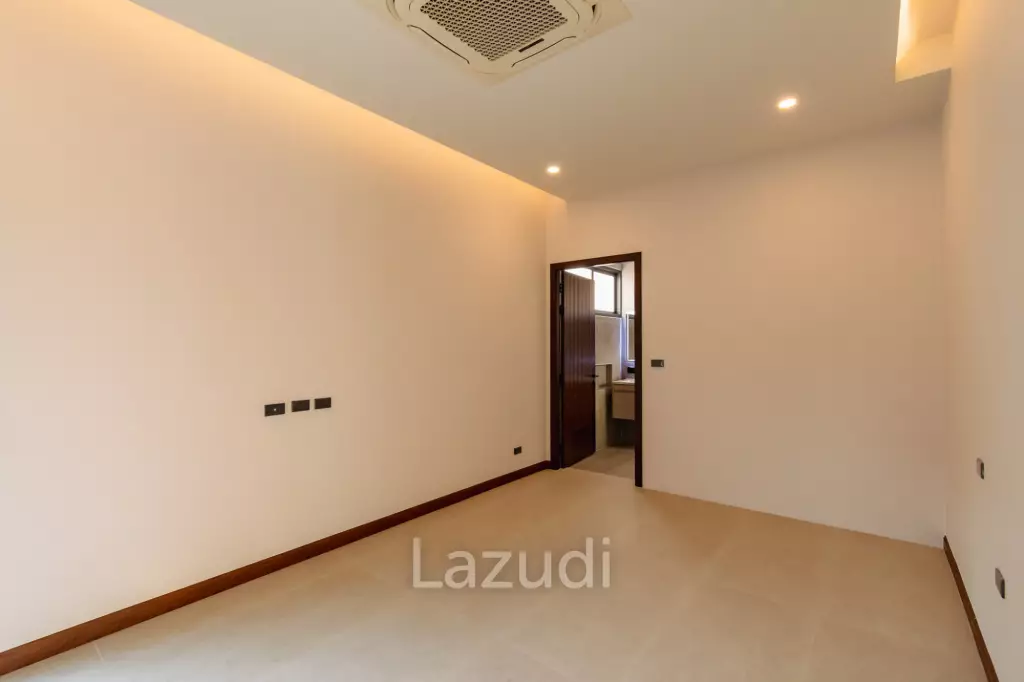 296 sqm New Modern pool villa in Hua Hin City HeavenPlus