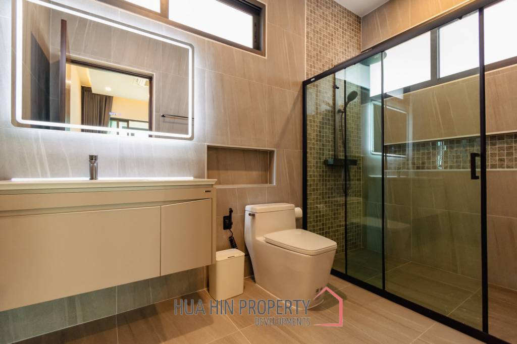 296 sqm New Modern pool villa in Hua Hin City HeavenPlus