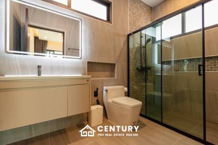 444 Kvm 3 Seng 4 Bad Villa for Salg