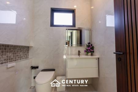 444 Kvm 3 Seng 4 Bad Villa for Salg