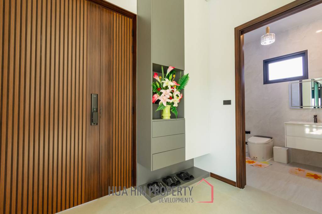 296 sqm New Modern pool villa in Hua Hin City HeavenPlus