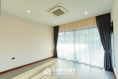 444 Kvm 3 Seng 4 Bad Villa for Salg