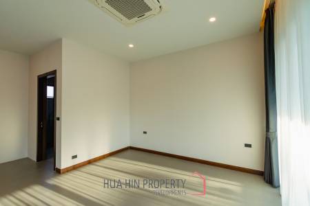 296 sqm New Modern pool villa in Hua Hin City HeavenPlus