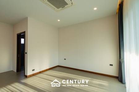 444 Kvm 3 Seng 4 Bad Villa for Salg