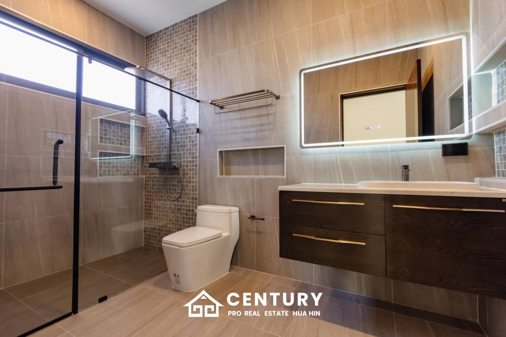 444 Kvm 3 Seng 4 Bad Villa for Salg