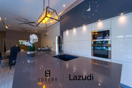 500 平方米 3 床 2 洗澡 别墅 对于 租