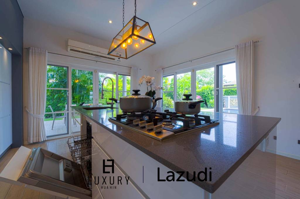 500 平方米 3 床 2 洗澡 别墅 对于 租