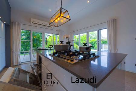 500 平方米 3 床 2 洗澡 别墅 对于 租