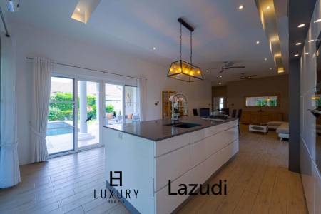 500 平方米 3 床 2 洗澡 别墅 对于 租