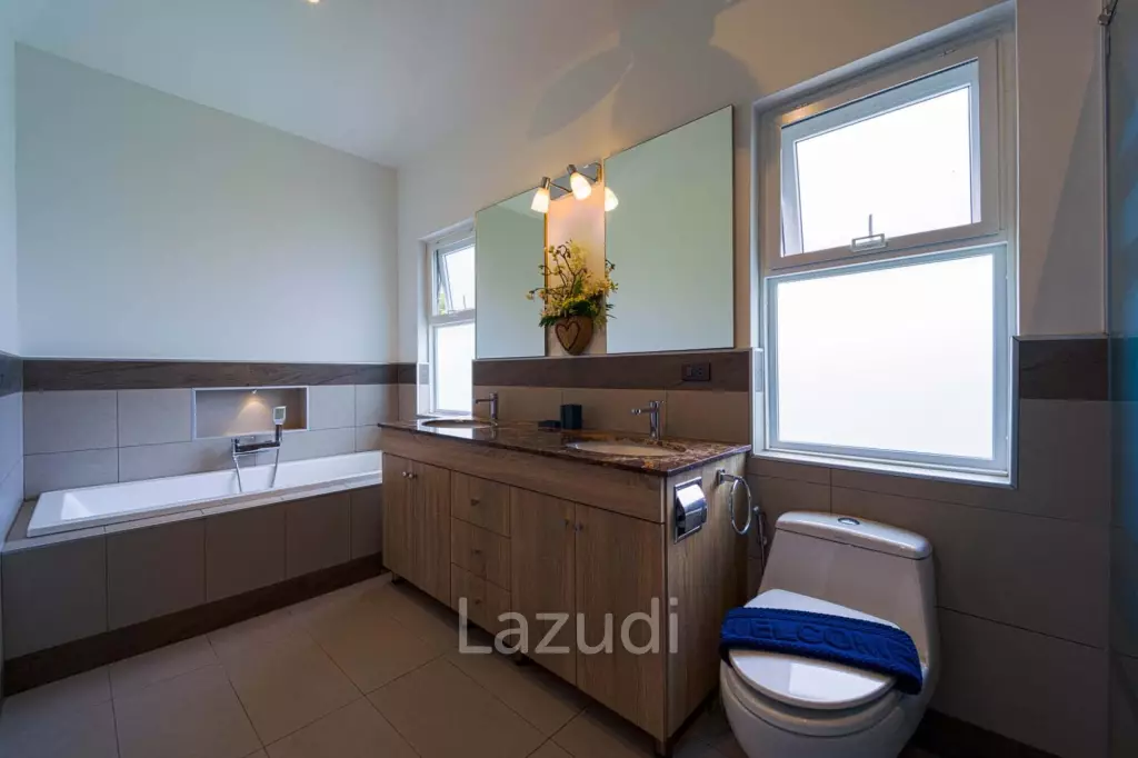 3 Bedroom Pool Villa (MR54)