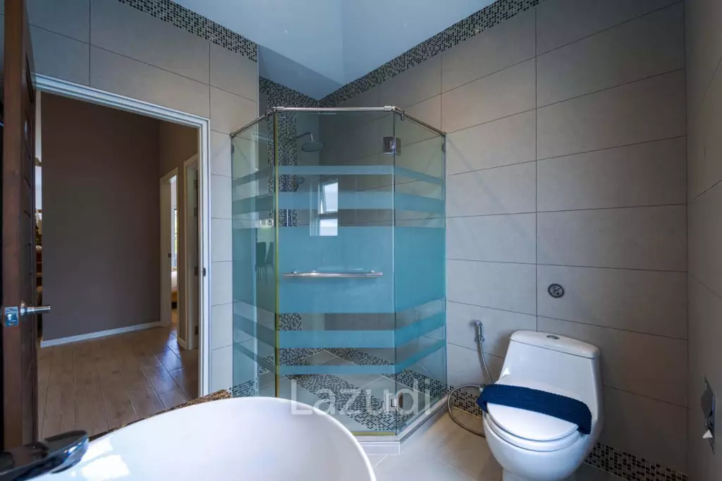 3 Bedroom Pool Villa (MR54)